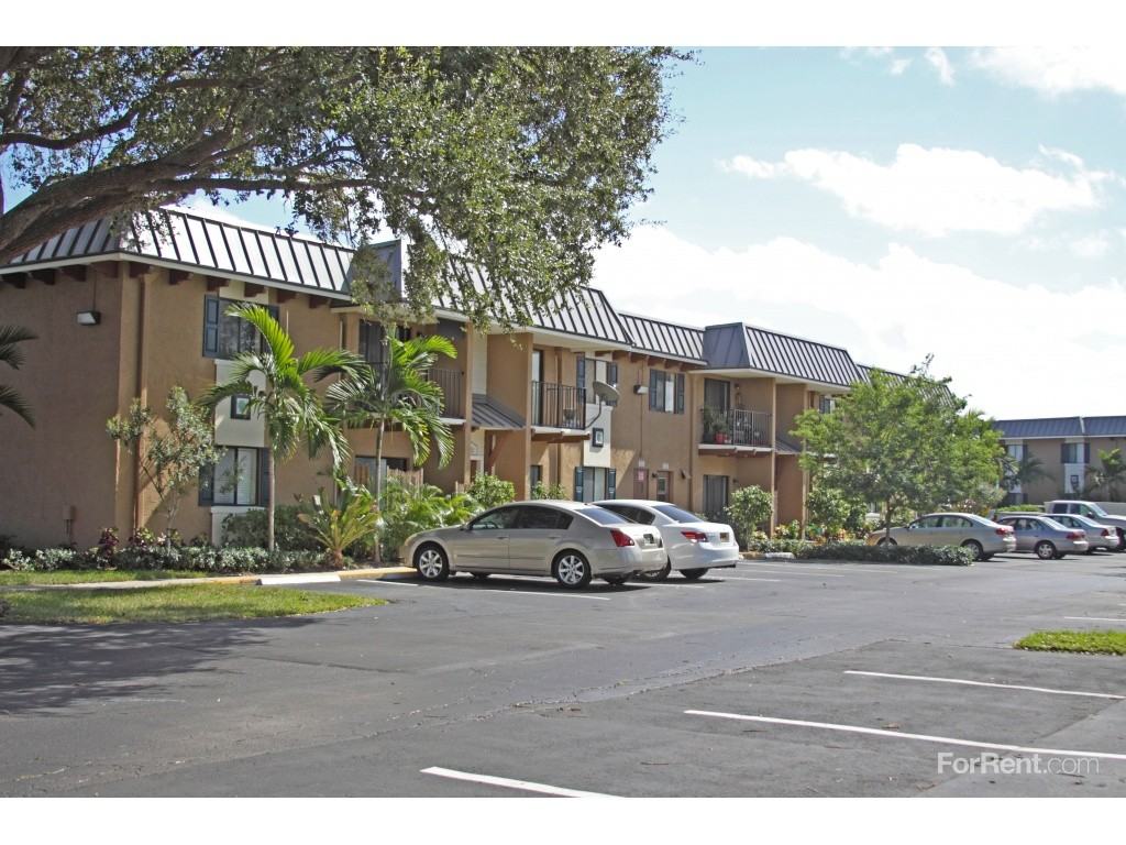 Boca Bend Marina Apartments 3100 S Dixie Hwy, Boca Raton, FL 33432