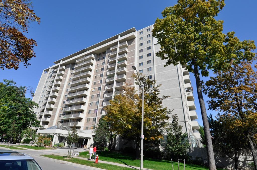 1355 Silver Spear Rd, Mississauga, ON L4Y 2W9 1 Bedroom Apartment for