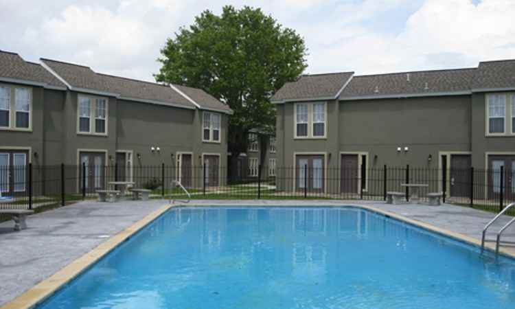 WestChase Apartments 1013 Manhattan Blvd, Harvey, LA 70058 Zumper