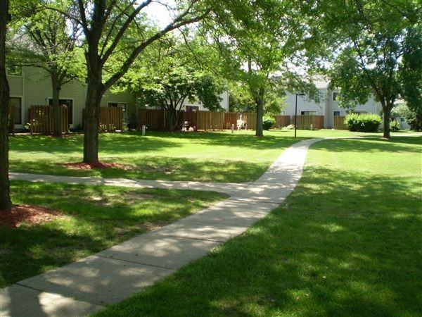 Evergreen South Apartments 2900 Crystal Ln, Kalamazoo, MI 49009 Zumper