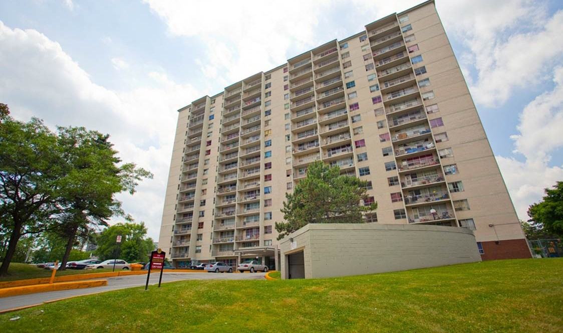 215 Markham Rd, Toronto, ON M1J 3C3 2 Bedroom Apartment for Rent