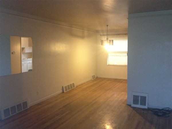 NO SECURITY DEPOSIT SECTION 8 TENANTS * 16085 E. SEVEN MILE Apartments