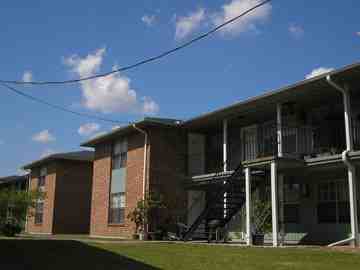 Colonial Estates Apartments 1300 Ridgefield Ave, Thibodaux, LA 70301 Zumper