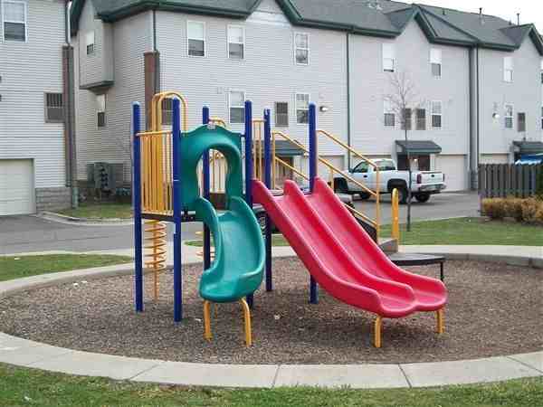 Kercheval Townhomes Apartments 9131 Kercheval St, Detroit, MI 48214