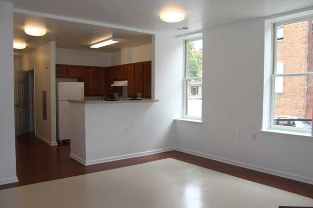 The Brownstones at Diamond Street Apartments 3200 W Diamond St