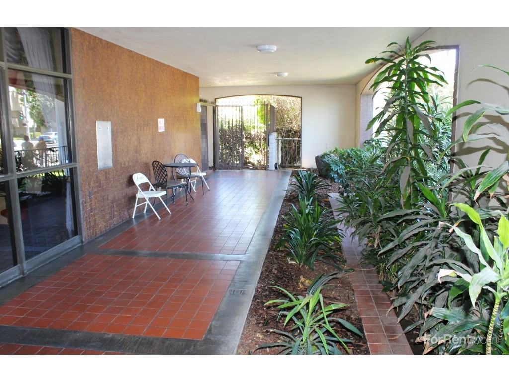 Park Pacific Tower Apartments 714 Pacific Ave, Long Beach, CA 90813