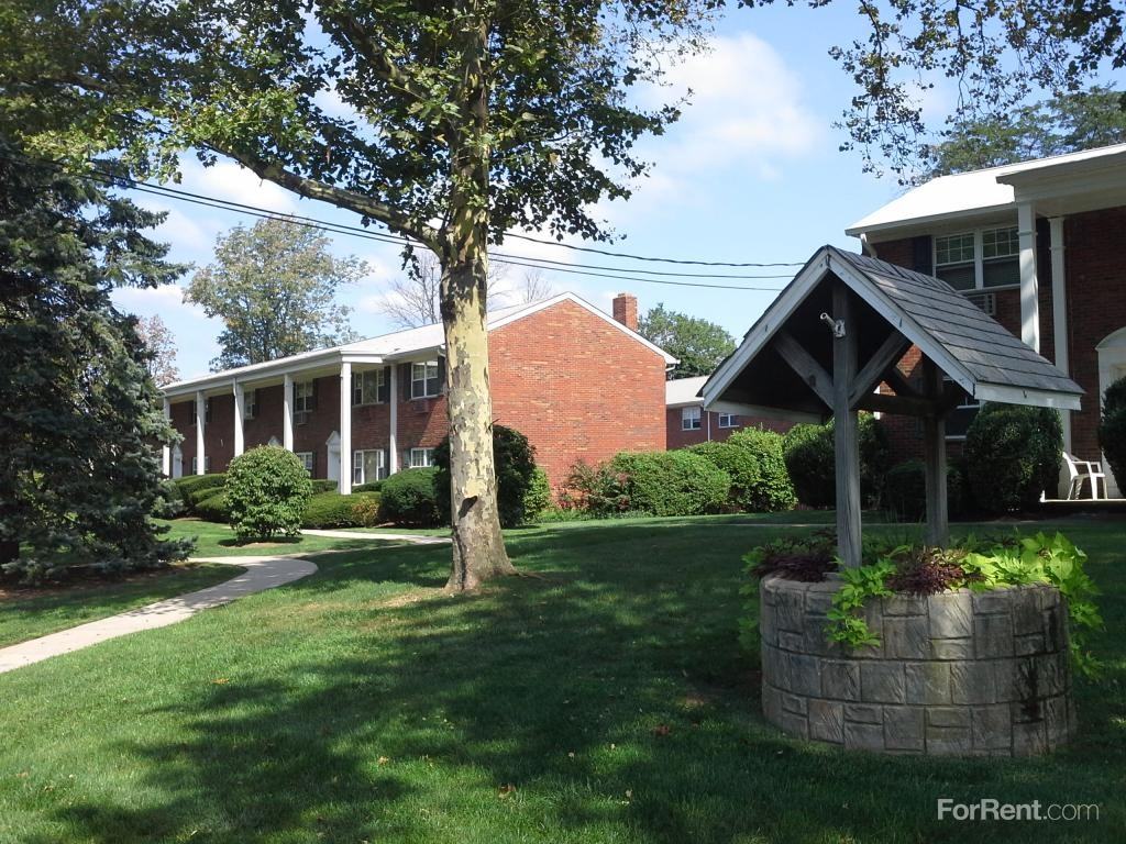 Atrium Apartments 585 Bloomfield Ave, West Caldwell, NJ 07006 Zumper