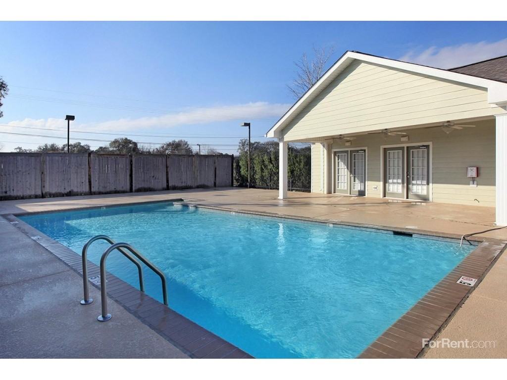 Willow Park Apartments 1408 W Willow St, Lafayette, LA 70506 Zumper