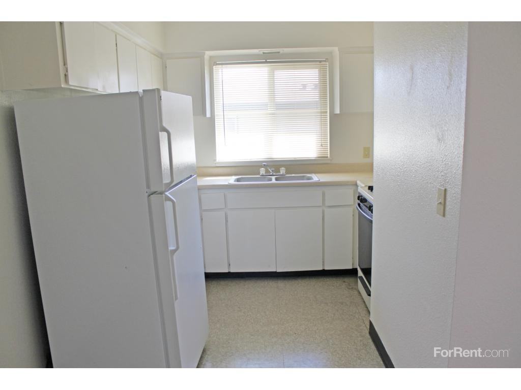 Lula Haynes Plaza Apartments 855 E Lorena Ave, Fresno, CA 93706 Zumper