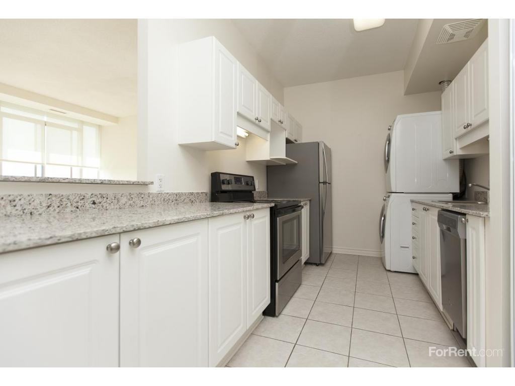 Park Ridge Place II Apartments 7305 Campeau Dr, Ottawa, ON K2K 3M2