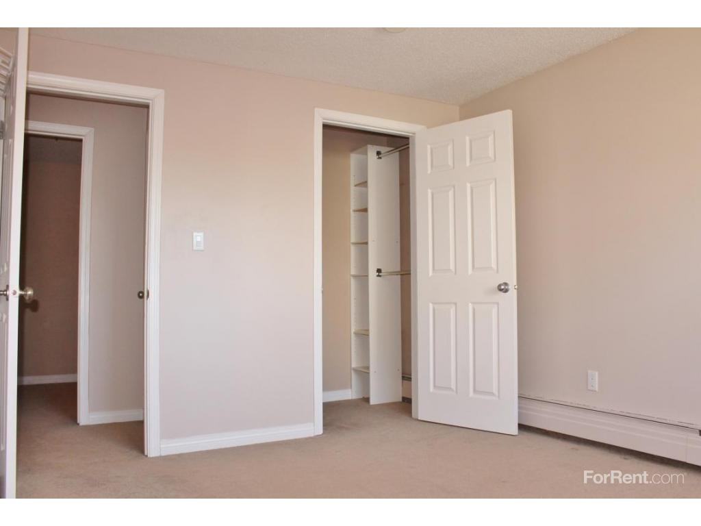 Garden Townhomes Apartments 5605 50 Ave, Yellowknife, NT X1A 1E8 Zumper