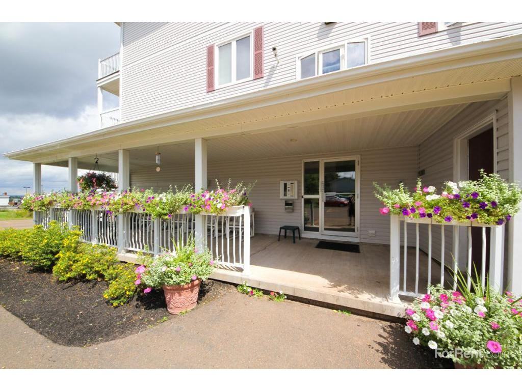 Buckingham Place Apartments 197 Buckingham Ave, Riverview, NB E1B 4X8