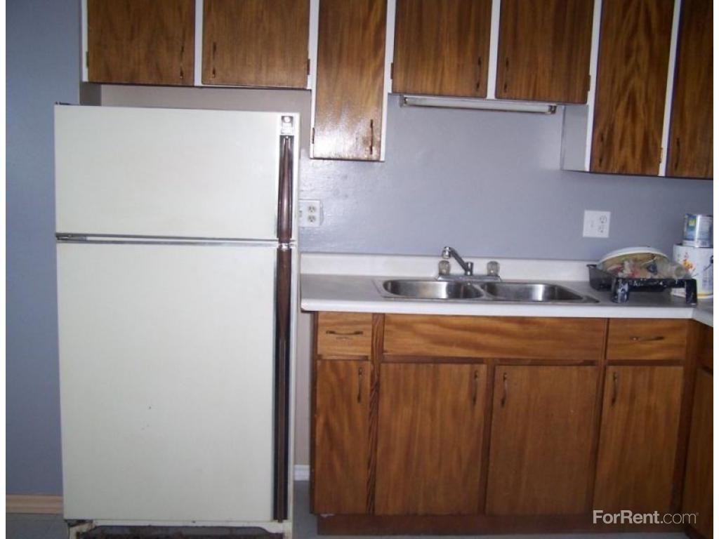 766 Indian Rd N Apartments in High Park, Sarnia, ON N7T 7H1 Zumper