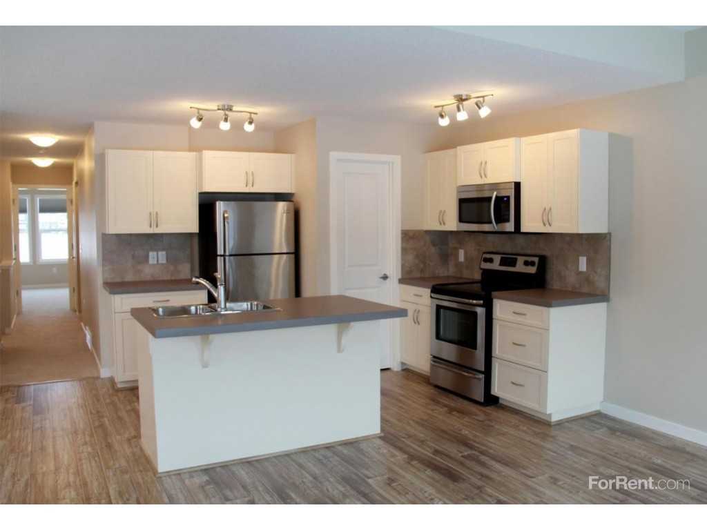 5325 Aerodrome Rd, Regina, SK S0G 4G0 2 Bedroom Apartment for 1,195