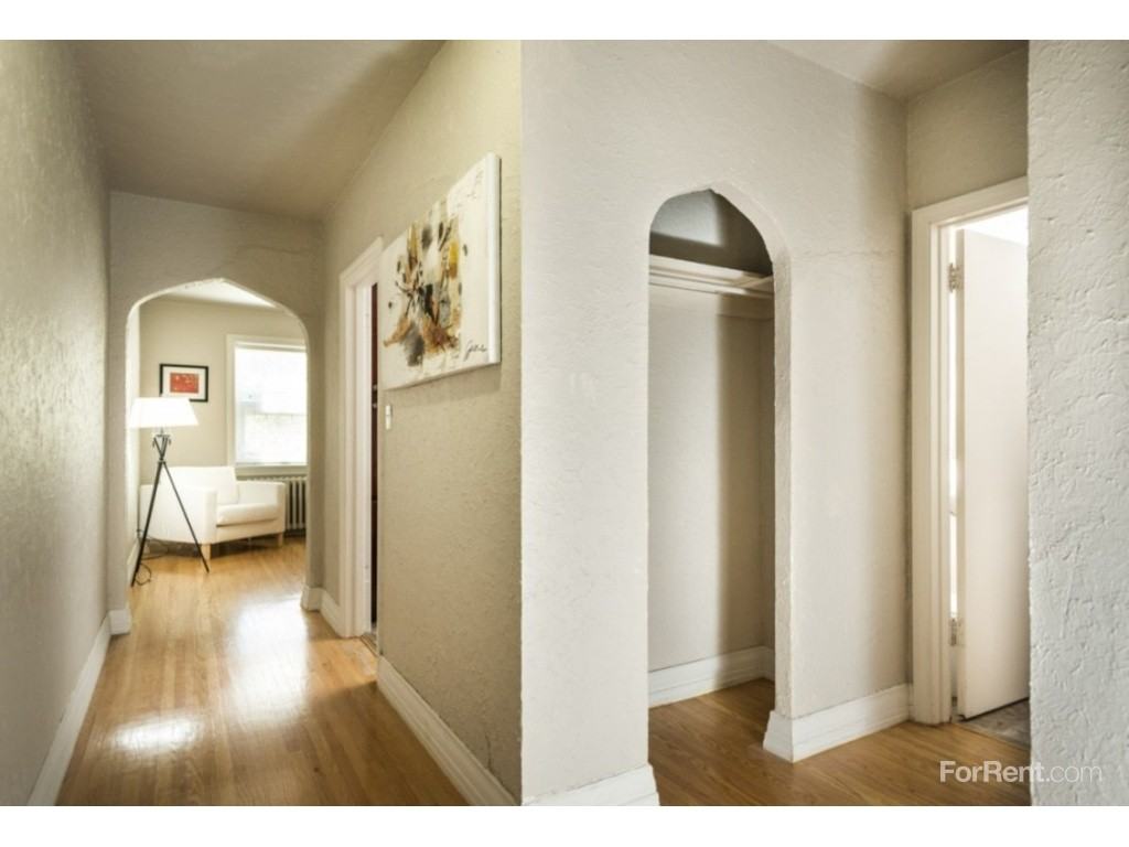 Balmoral Hall Apartments 34 Langside St, Winnipeg, MB R3C 1Z2 Zumper