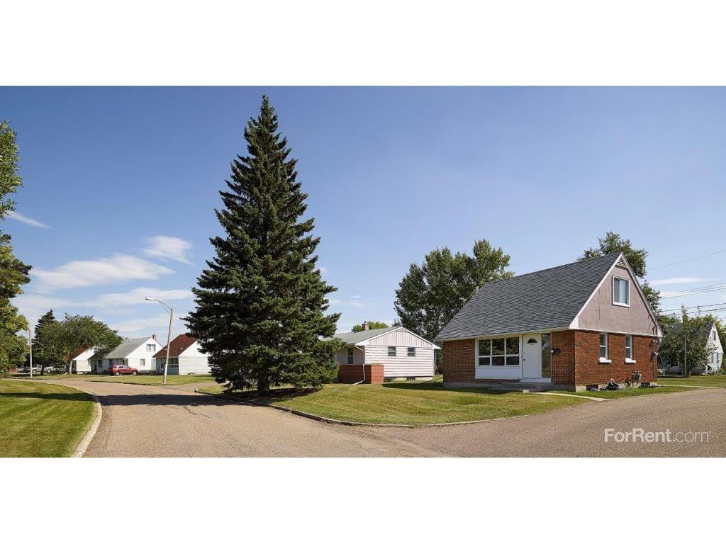 Griesbach Community Apartments 10305 152 Ave NW, Edmonton, AB T5E 2S2