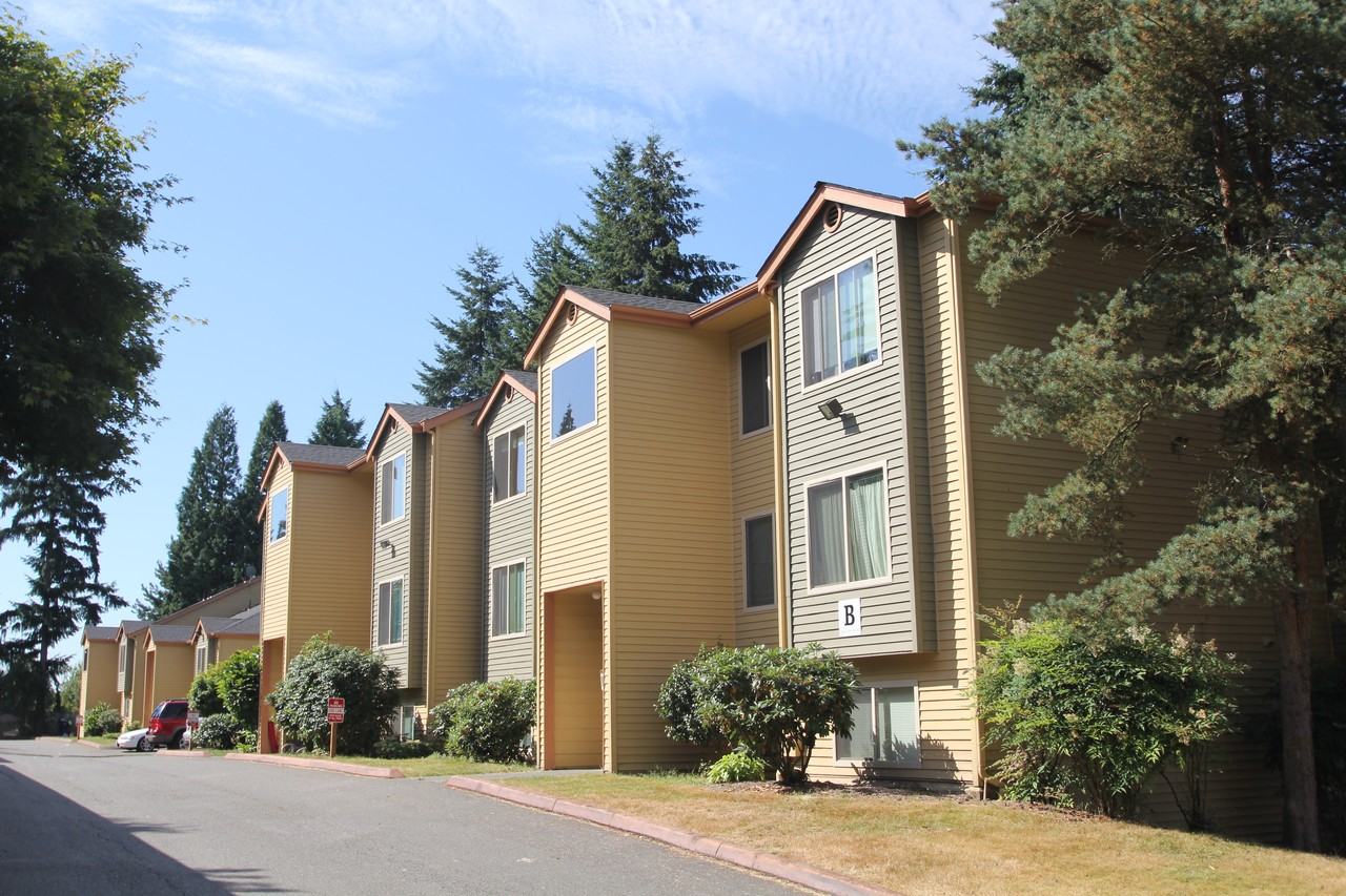 18105 142nd Ave NE, Woodinville, WA 98072 2 Bedroom Apartment for