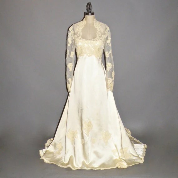1970s Wedding Dress Priscilla of Boston Wedding Gown Satin