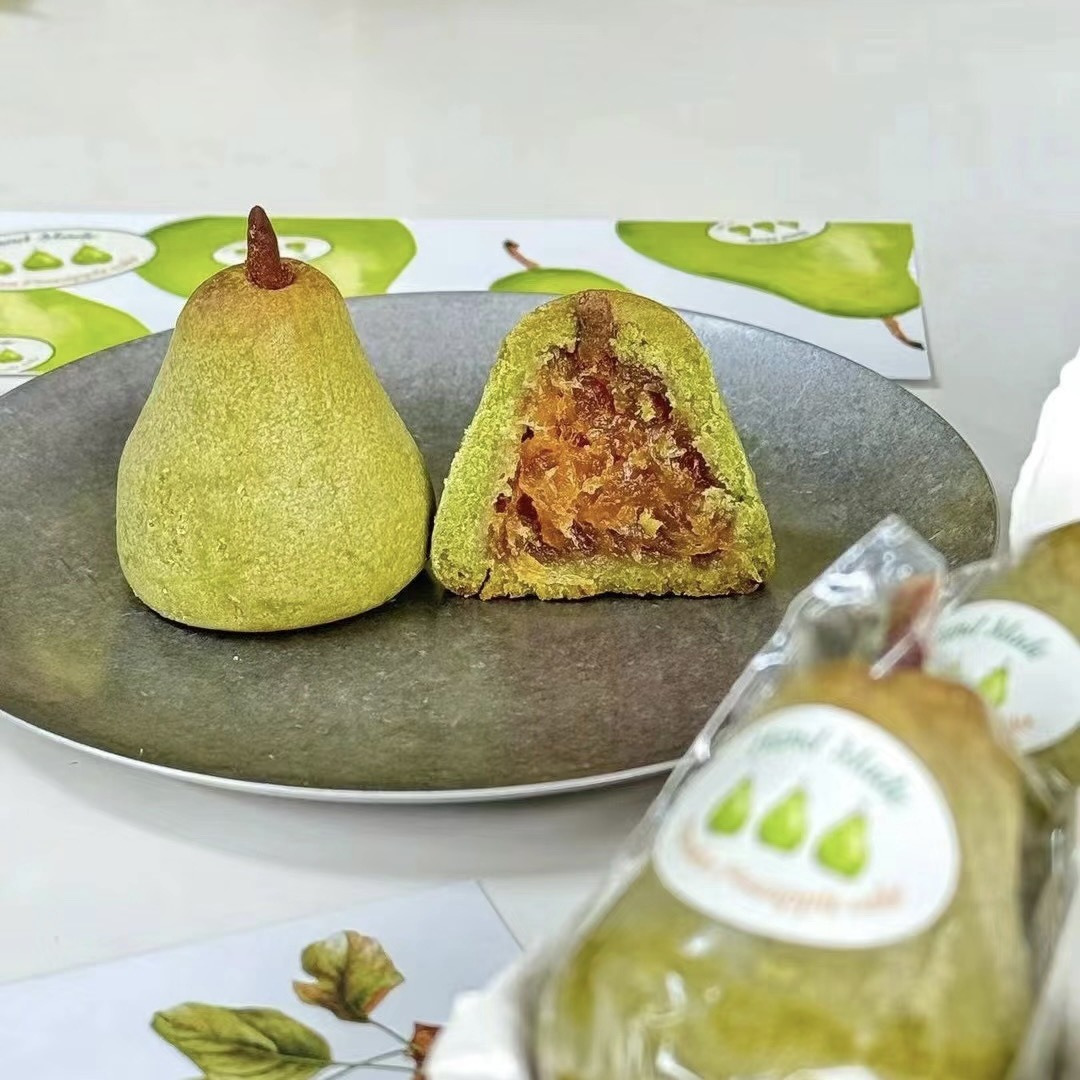 Get Replica of Taiwan's Best Pineapple Cake Pear & Pineapple Cake (4
