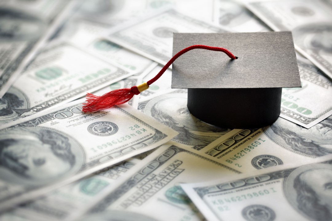 College Graduates Fleeing US Due to Crushing Student Loan Debt