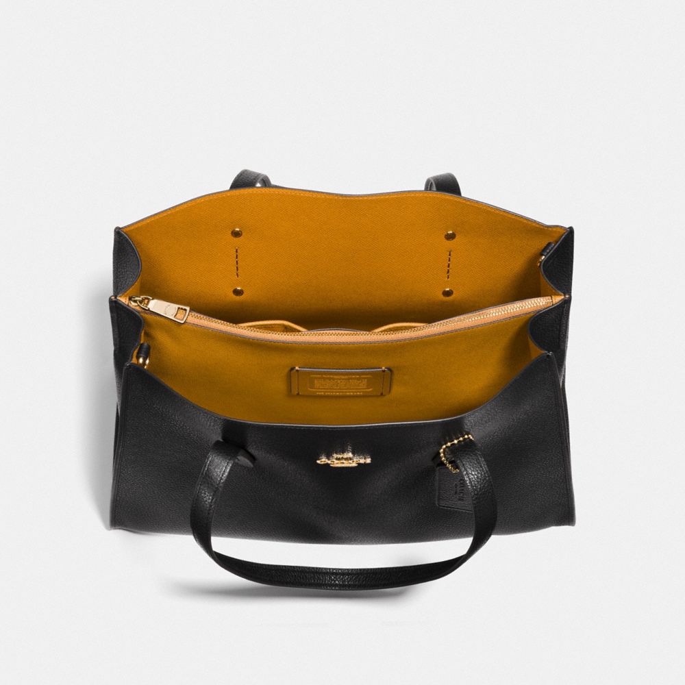 Charlie Carryall COACH