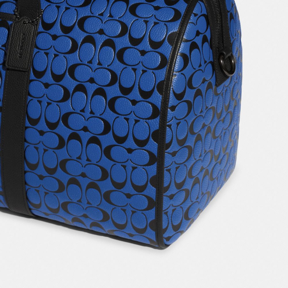 COACH Gotham Duffle Iin Signature Leather