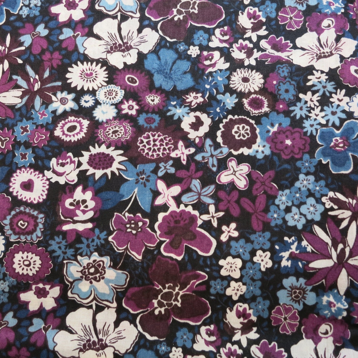 SALE/ LIBERTY Of LONDON Tana Lawn Cotton Fabric