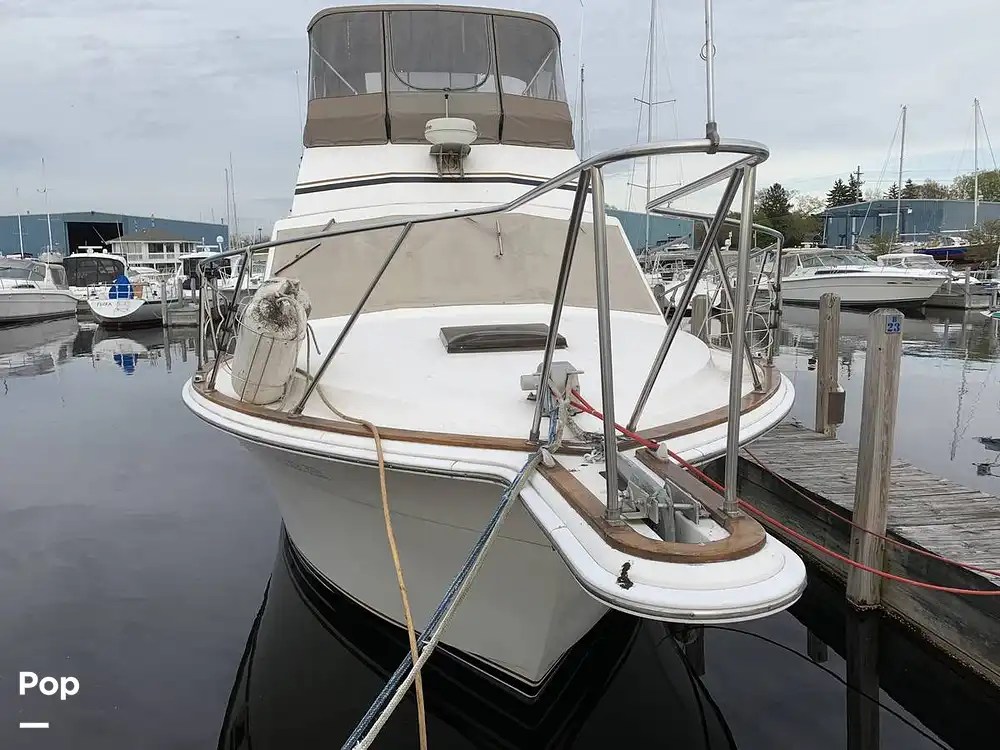 Egg Harbor 33 Sport Fisher Boat for sale in Frankfort, MI for 21,900