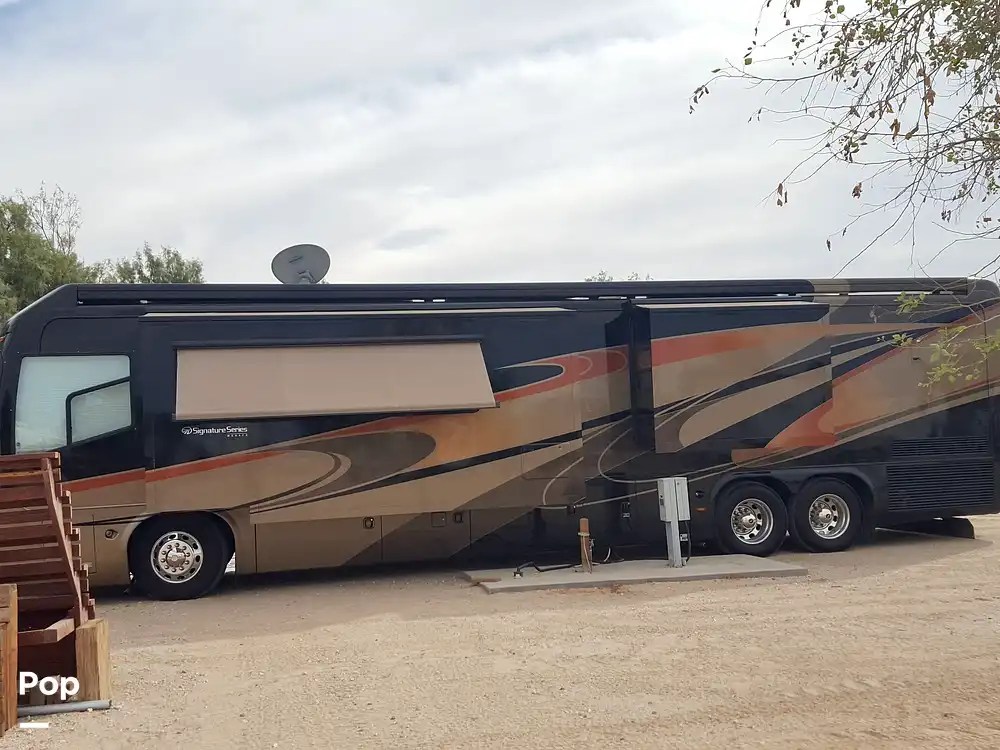 Signature Series 45' Cambridge IV RV for sale in San Marcos, CA for