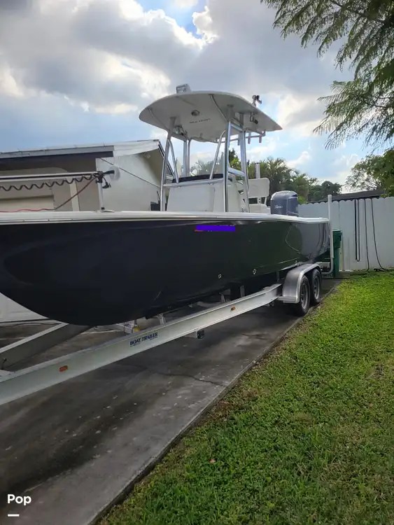 Sea Hunt 24 BR Boat for sale in Miami, FL for 65,000 266962 Pop Sells