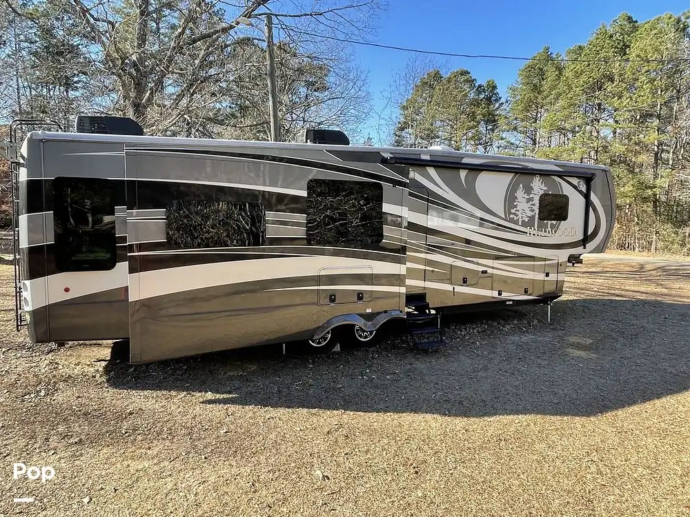 Redwood M38 RL RV for sale in Minden, LA for 47,395 267243 Pop Sells