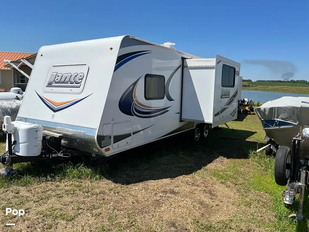 Lance Travel Trailer RV for sale in Arlington, SD for 34,000 297139