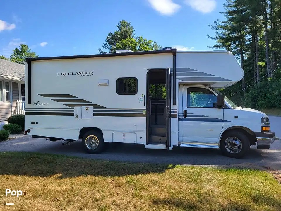 Sold Freelander 22XG RV in Hudson, NH 304554 Pop Sells
