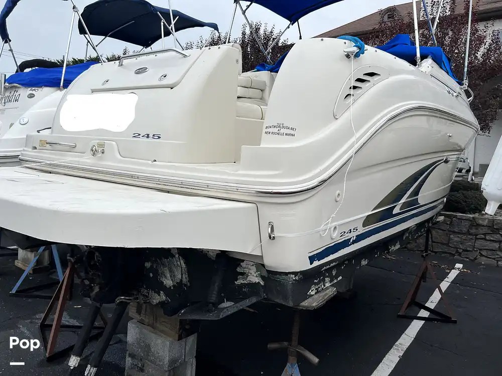Sea Ray 245 Weekender Boat for sale in New Rochelle, NY for 20,900
