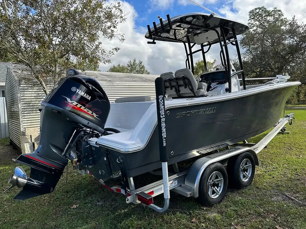 Inactive Sportsman Open 232 Platinum Boat in Lake Helen, FL 314080