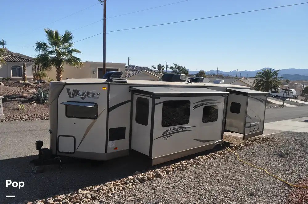 VLite 30WFKSS RV for sale in Lake Havasu City, AZ for 29,975 319873