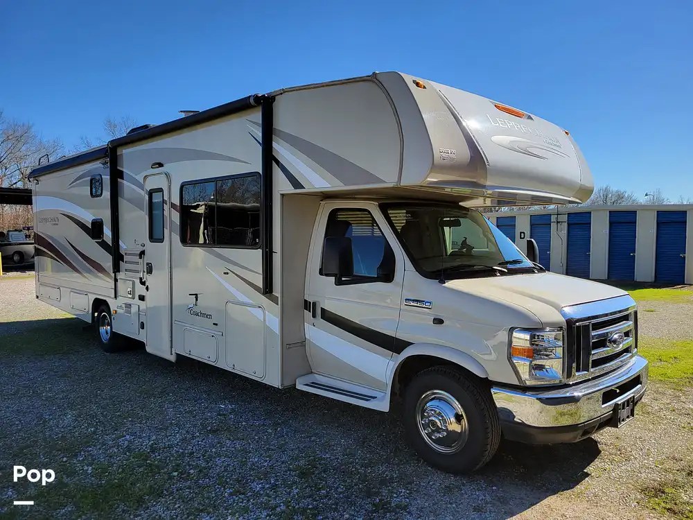 Leprechaun 310BH RV for sale in Prairieville, LA for 77,800 320367