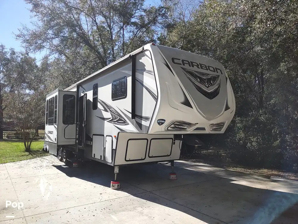 Sold Carbon Fifth Wheel RV in Dunnellon, FL 320820 Pop Sells