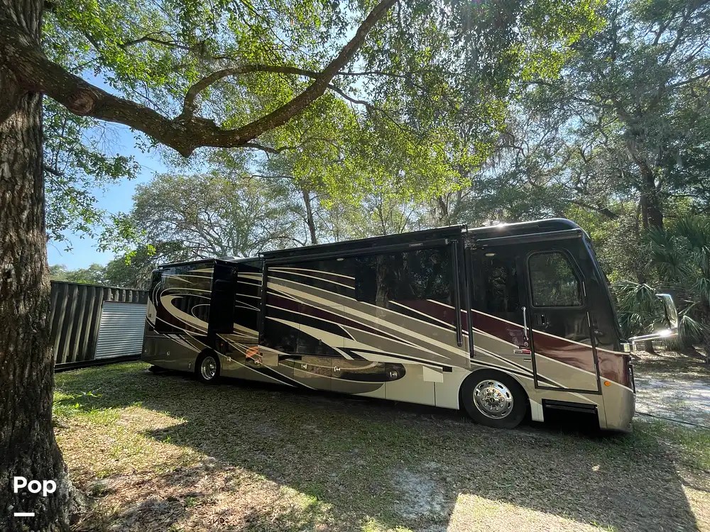 Inactive Endeavor 40D RV in Deland, FL 324286 Pop Sells