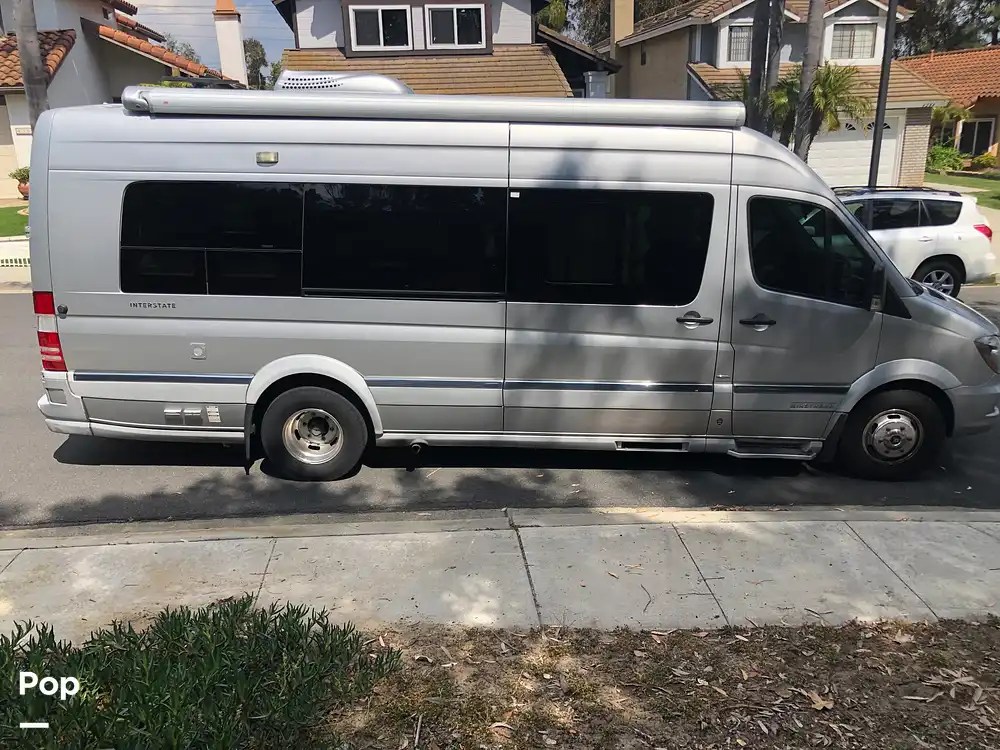 Interstate Lounge RV for sale in San Diego, CA for 87,000 328031
