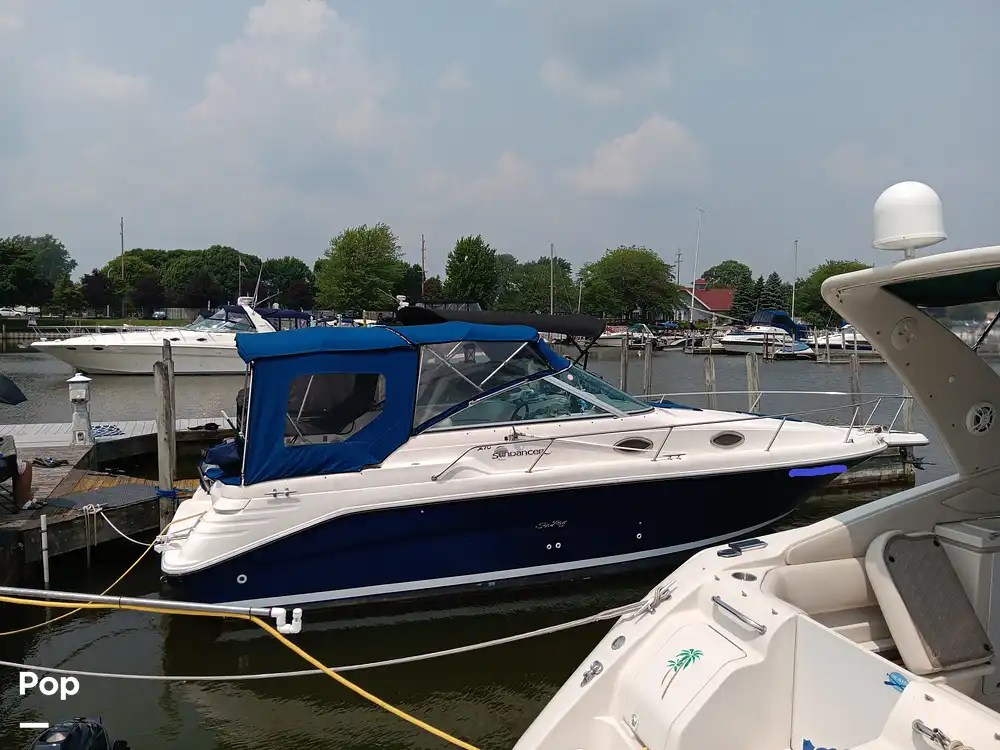 Sea Ray 270 Sundancer Boat for sale in Bay City, MI for 19,900