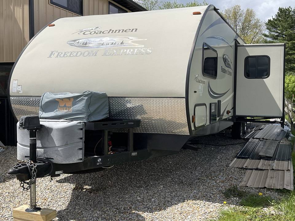 Sold Freedom Express 301blds RV in Thornville, OH 335567