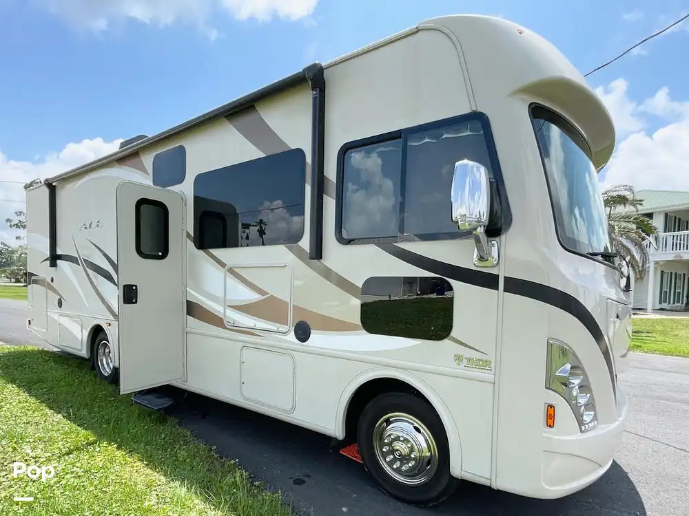 A.C.E. 30.2 RV for sale in Panama City, FL for 74,000 338566 Pop Sells