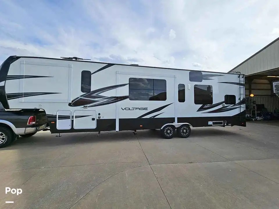 Sold Voltage Fifth Wheel RV in Skiatook, OK 338978 Pop Sells