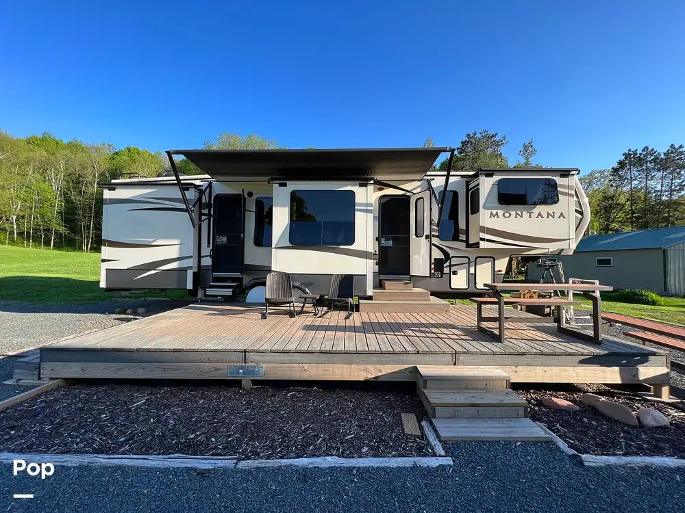 Montana 3711FL RV for sale in Frederic, WI for 63,200 340383