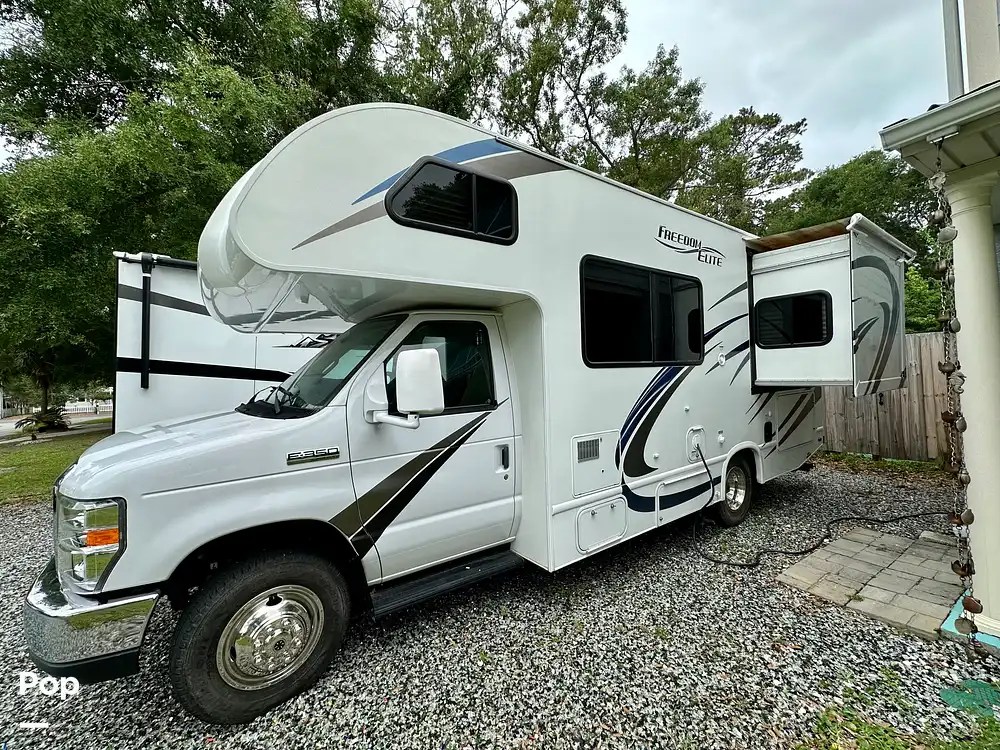 Inactive Freedom Elite 22FE RV in Surfside Beach, SC 341203 Pop Sells