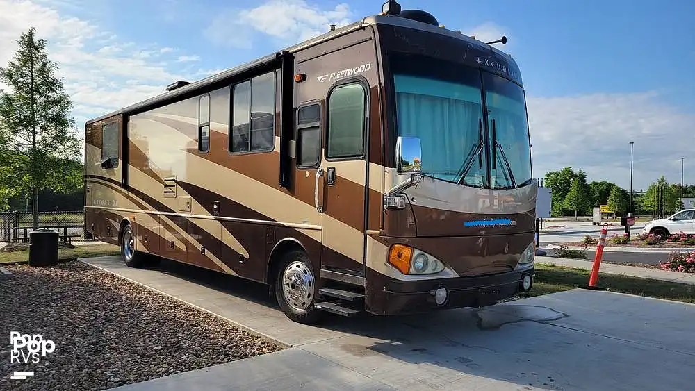 Excursion 38U RV for sale in Ocoee, TN for 32,000 342189 Pop Sells