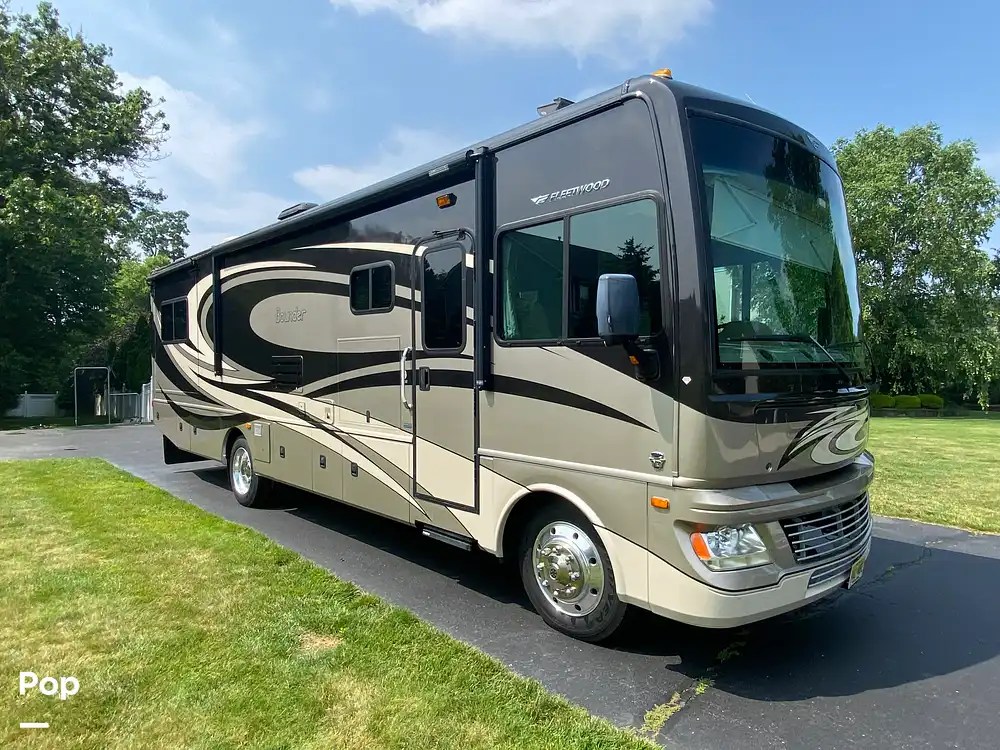 Sold Bounder 33C RV in Jackson, NJ 347255 Pop Sells