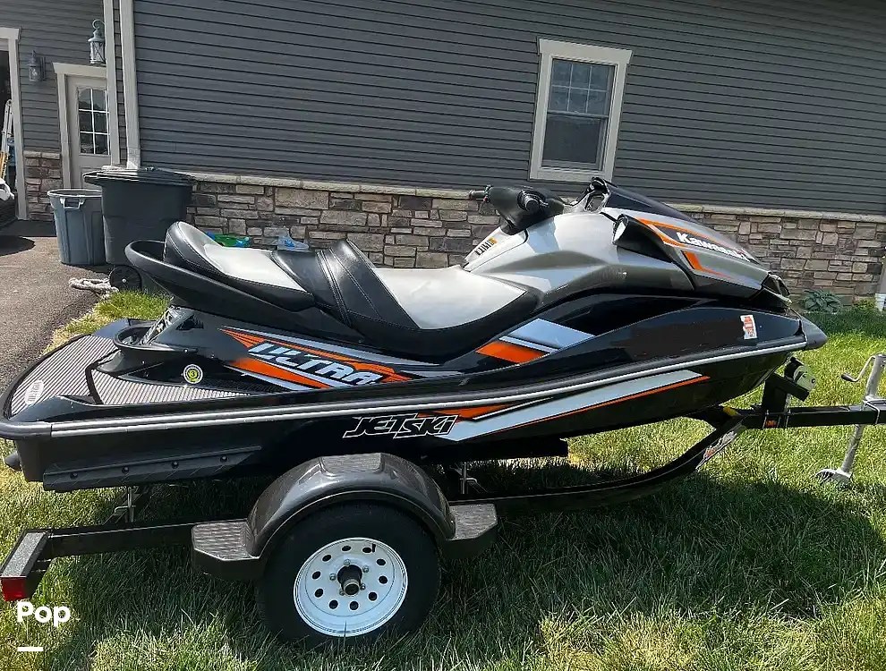 Kawasaki Ultra LX Boat for sale in Marion, IL for 11,250 347294