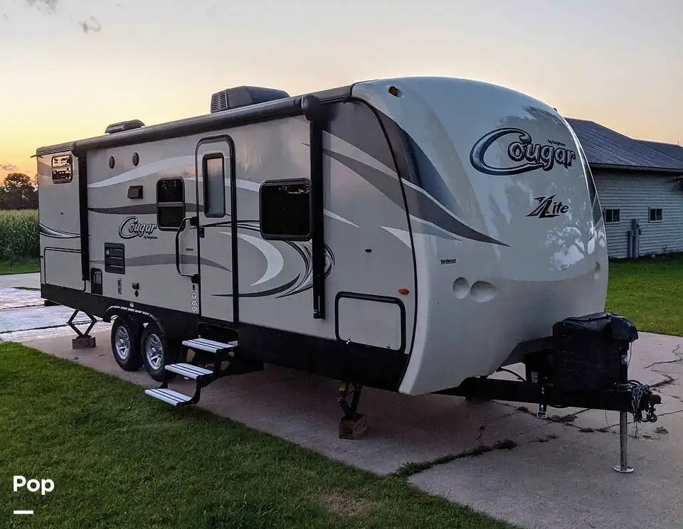 Sold Cougar X Lite 25RDB RV in Oconto Falls, WI 348856